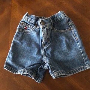 Toddler Tommy Hilfiger shorts size 2T